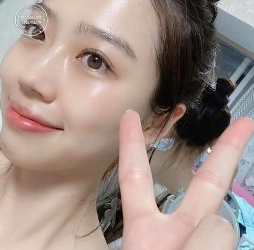 Review từ chuyên gia da liễu và chuyên viên skincare